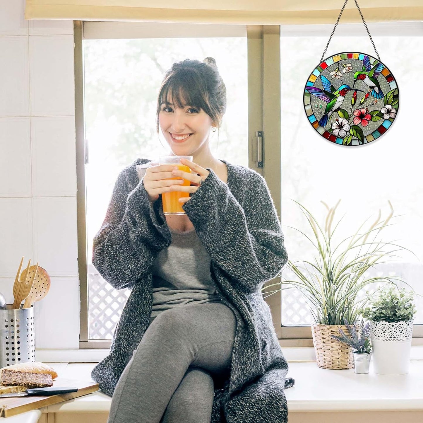 Hummingbird Sun Catcher Stained Glass Window Hanging Hummingbird Decor Gifts Bird Suncatcher for Window Decor Handmade Sun Catcher Decoration for Garden Home Housewarming Gifts