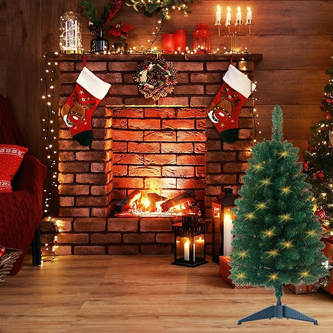 Pre-Lit Artificial Christmas Tree 3Ft, Battery Operated Desktop Xmas Tree with 50 LED 160 Branch Tips Mini Christmas Tree Decoration Indoor Outdoor