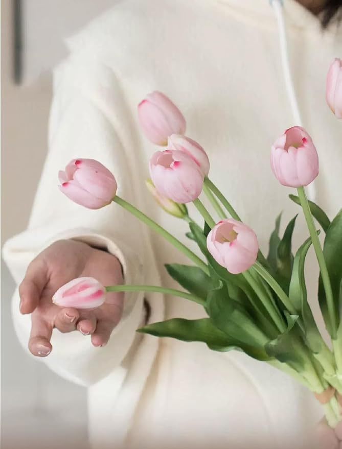 15 Pcs Light Pink Tulips Artificial Flowers Faux Tulips Real Touch Latex Fake Flower Bouquet for Spring Wedding Home Décor Centerpiece Arrangements