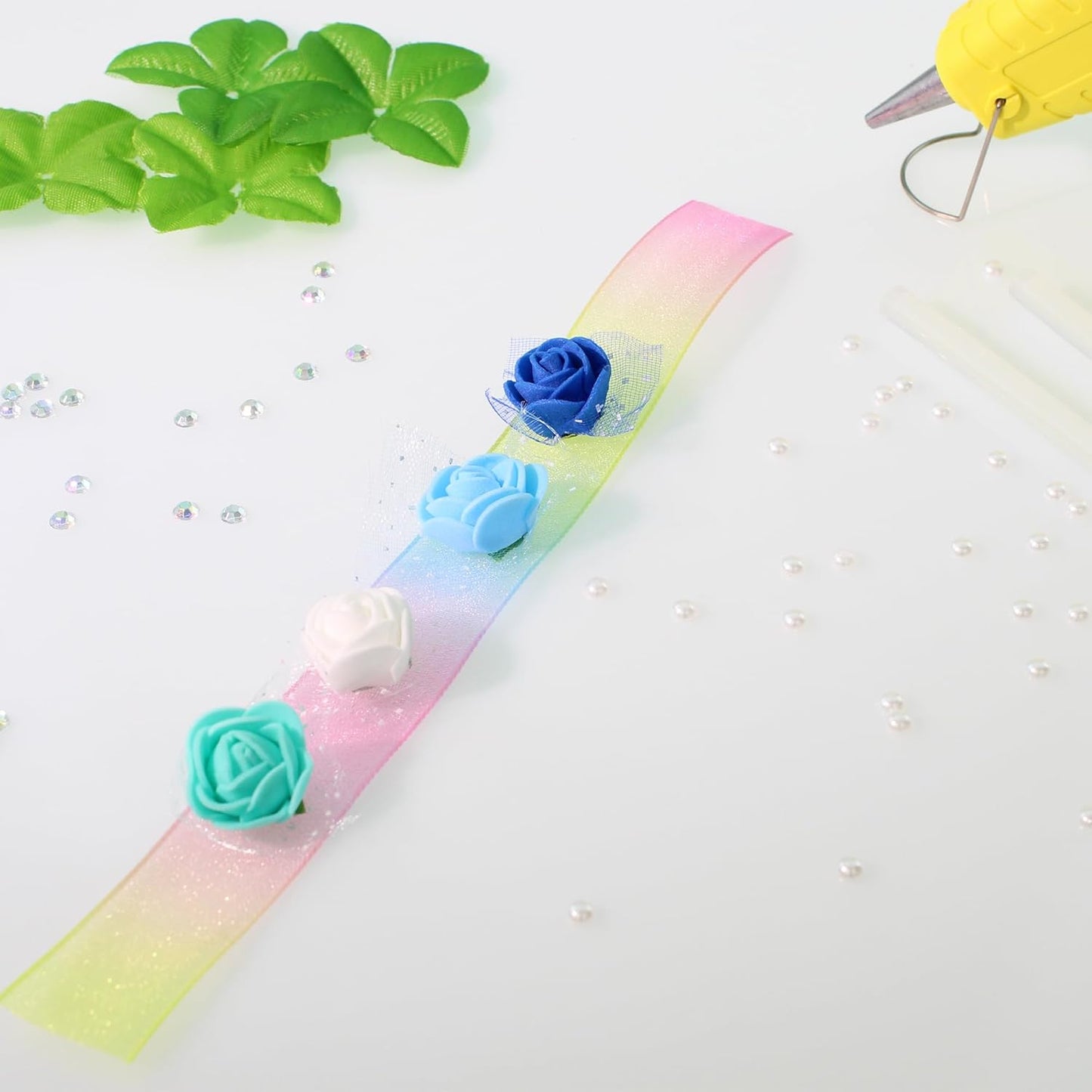 500 Pcs 0.6 Inch Mini Artificial Flowers Head Bulk 5 in 1 Set Faux Foam Fake Small Rose Tiny Baby Flores Bouquet Wreath Gift Hair Clip Home Decoration DIY Craft (Dark Blue)