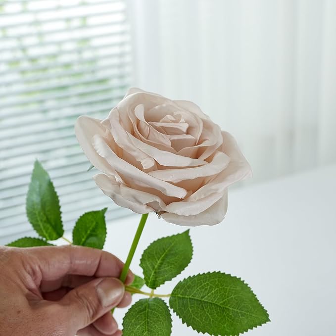 50Pcs Nude Roses Artificial Flowers Artificial Silk Roses Bulk,Fake Roses Flower with Stems Realistic Flowers for Wedding Centerpiece Home Party Decor