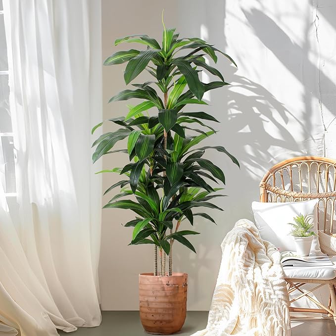 5 FT Dracaena Tree Artificial, Fake Tree with Plastic Pot, Faux Tropical Yucca Floor Plant Lifelike Foliage and Branches, Artificial Plants Indoor for Home Office Living Room Decor Indoor