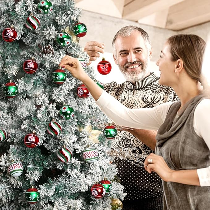 Christmas Ornaments Set, 30 pcs 2.36inch Red Green White Christmas Balls Ornaments for Christmas Tree Decorations Shatterproof Hanging Baubles Decoration for Xmas Thanksgiving Holiday Party Home Decor