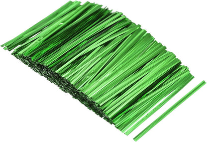 MECCANIXITY Foil Twist Ties 3" 8cm Metallic Plastic Closure Tie for Tying Bread, Candy, Cookies, Gift Bags Arts Crafts Ties Green Pack of 750