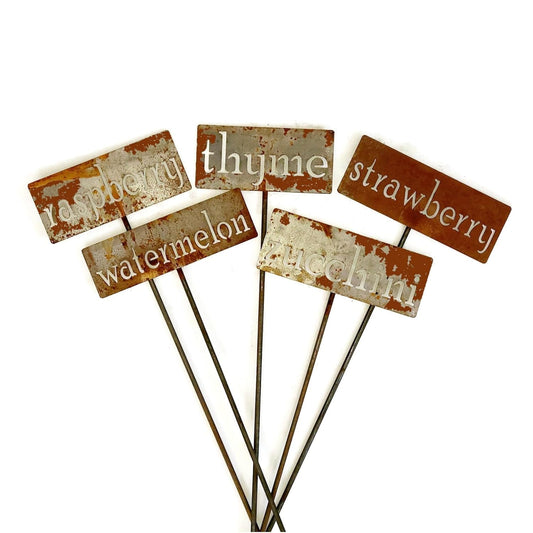 Classic Metal Garden Markers 19 Inches Tall (Bulk Discount 15 Markers, Naturally Rusted)