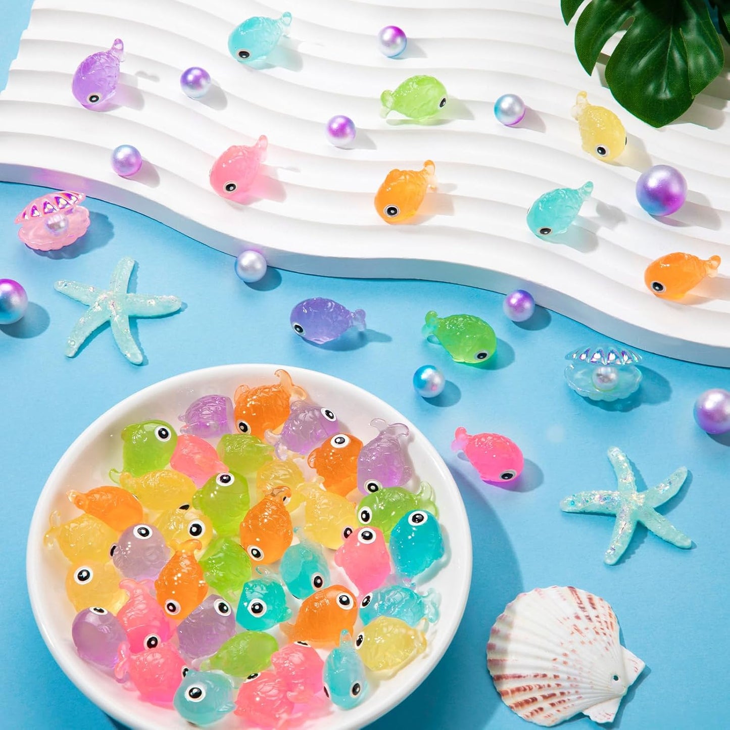 48Pcs Luminous Mini Resin Fish, Miniature Glow in The Dark Fish Ornament for Garden, Landscape, Aquarium, Dollhouse, Birthday Party, Room Crafts Decor