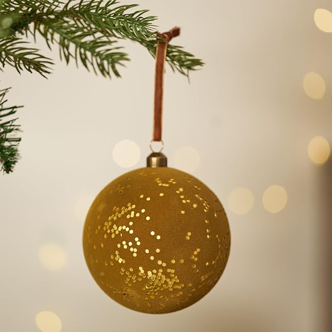 DN DECONATION 4PCS Christmas Tree Ball Ornaments – Light Brown & Gold Velvet Christmas Balls Decor with Ribbons, 4” Plastic Ball Ornament for Xmas Tree, Holiday Decorations Rustic Farmhouse Decor