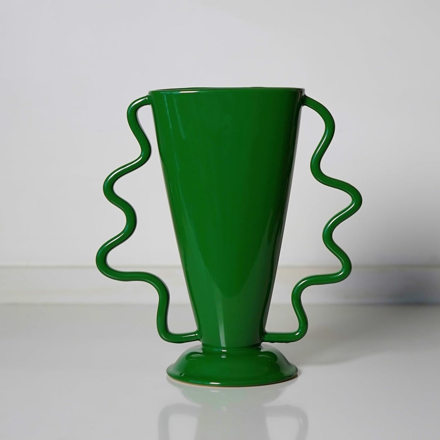 Wild Works Green Rotary Vase Medieval Flower Vessel Living Room Entrance Personalized Simple Wabi Sabi Decorative Ornament Ceramic Ornament