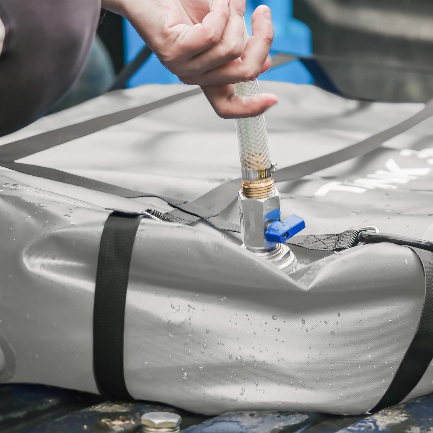 TPU Water Storage Bladder, 35 Gallon Portable RV Fresh Water Tank, Food Grade BPA Free Collapsible Flexible Container for Drinking, Camping, Irrigation & Emergency-Hurricane, Drought, Fire (3/4” GHT)