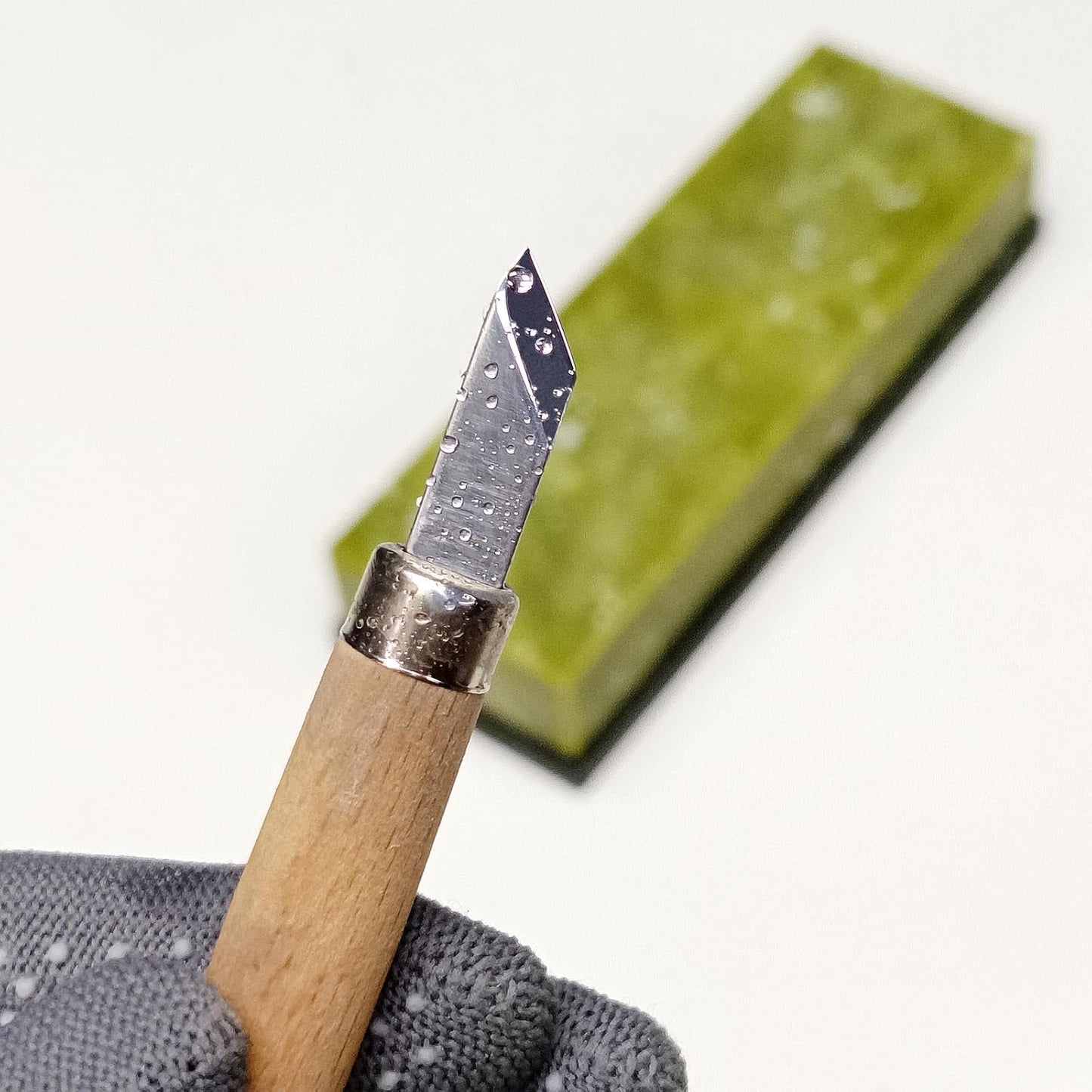 Knife Sharpening Stone,10000 Grit Whetstone Final Fine Polishing Natural Green Honing Oilstone for Knives Tools,Cutting Tools 180 * 60 * 30mm (A)