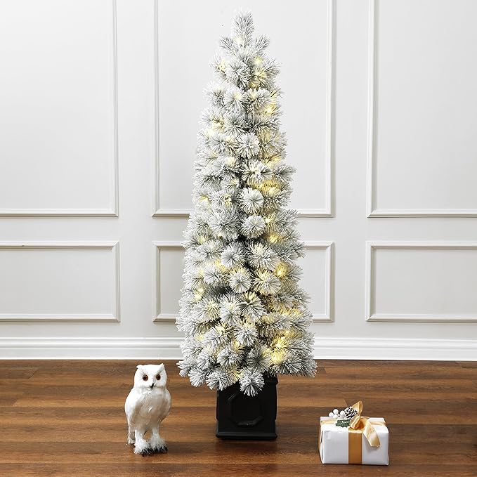 LuxenHome 4.5FT Small Potted Christmas Tree, Flocked Christmas Tree with 100 LED Lights, Prelit Artificial Xmas Trees with Pot, Lighted Pine Tree for Indoor, Outdoor Holiday Display