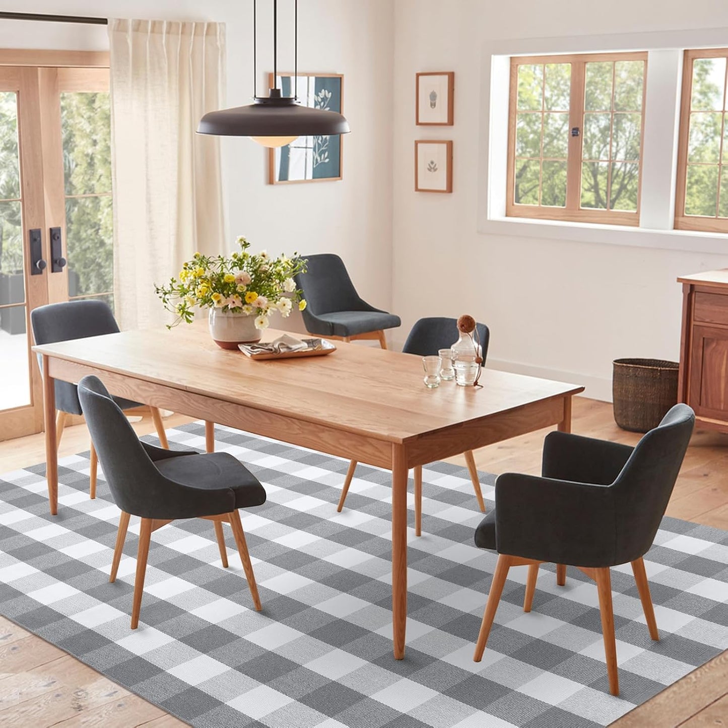 IOHOUZE Buffalo Plaid Rug 5x7 Ft Indoor Outdoor Rug, Washable Rugs for Living Room, Spring Summer Welcome Mats Outdoor, Cotton Area Rug for Farmhouse/Entryway/Home Entrance, Grey White