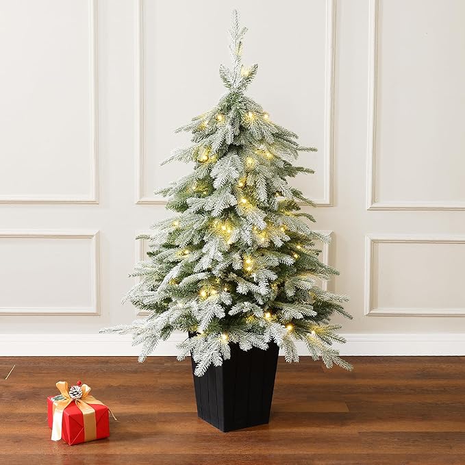 LuxenHome 4.5FT Potted Christmas Tree, Downswept Branches Prelit Small Christmas Tree with 100 LED Lights, Natural Slim Fir Trees Pre-lit with Black Square Pot for Porch, Entryway Holiday Display