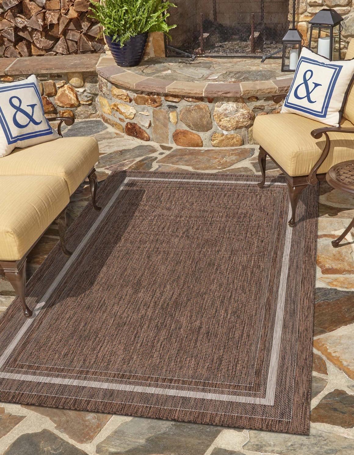 Unique Loom Outdoor Border Collection Area Rug - Soft Border (7' 10" x 10' Rectangle Brown/Ivory)