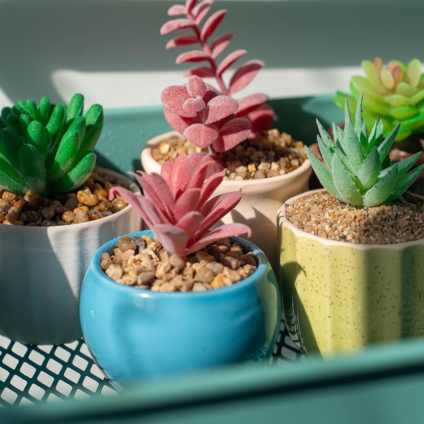 2 lbs Aquarium Gravel, 1-2mm Fish Tank Gravel, Premium Gravel and Substrate for Aquariums, Fish Tanks and Terrariums