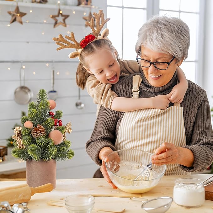 SY Super Bang Small Christmas Tree, 12Inch Artificial Light Coffee Velvet Ball Berry Mini Tabletop Tree Christmas Decorations, for Home Party Thankgivings Xmas Indoor Decor.