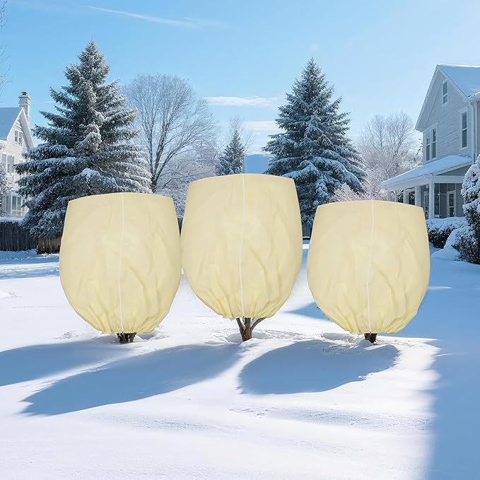 Huge Plant Covers Freeze Protection 95x80 inches 1 Pack,Frost Cloth for Outdoor Plants, 2.5 oz/yd² Thickened Winter Tree Covers with Zipper Drawstring,Frost Blanket from Wind,Pest and Animal.
