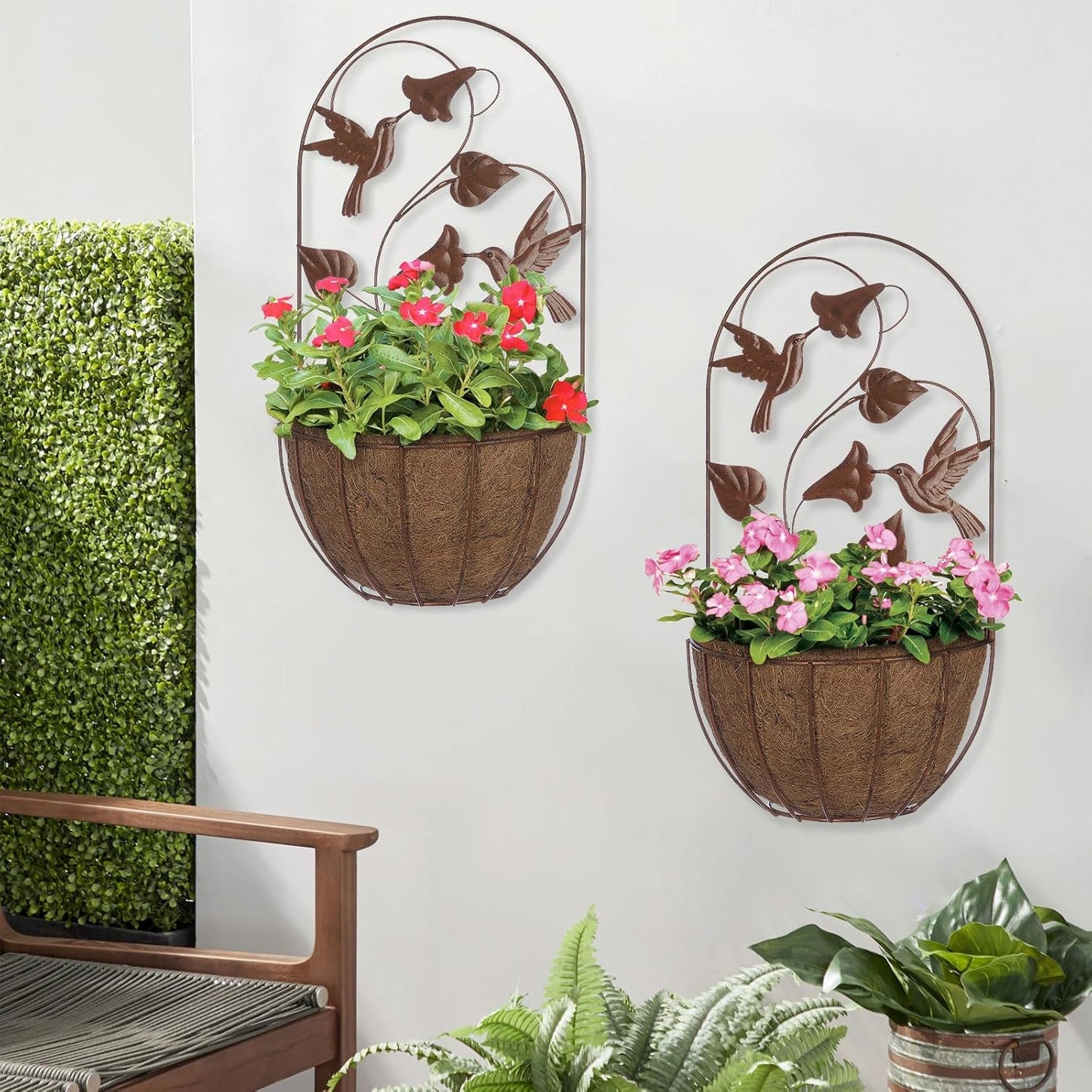 BAYN 2PKs Wall Hanging Planter Decor Art with Hummingbirds, Metal Wall Mounted Planters Indoor Outdoor Wall Planter for Succulent Herb Home Garden Yard