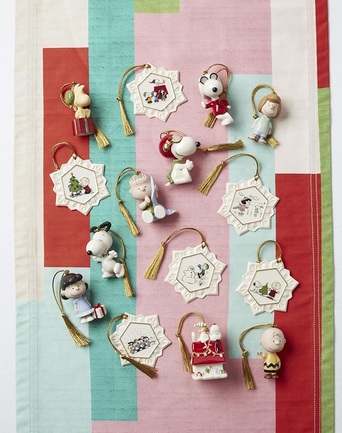 Lenox 897745 Peanuts Advent Calendar, Christmas Ornaments, 2025, Holiday Decorations, 25-Piece Ornament Set