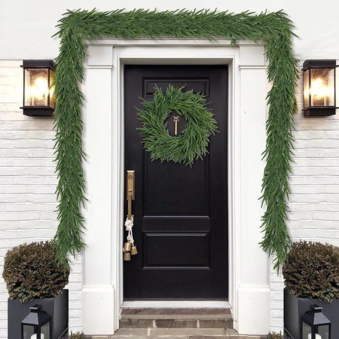 Realistic Thick and Lush Christmas Garland for Mantle Christmas Decorations Indoor Real Touch Artificial Pine Garlands for Stairs Railing Outdoor Fireplace Table Xmas Holiday Decor Winter Greenery 5FT