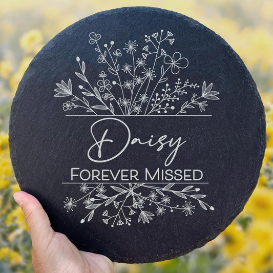 Personalized Pet Memorial Stone for Dogs and Cats | Custom Laser-Etched Weatherproof Garden Grave Marker | Natural Stone Bereavement Headstone Sympathy Gift | 4, 6, 10, or 12 Inch Heart or Circle Shape (A8)