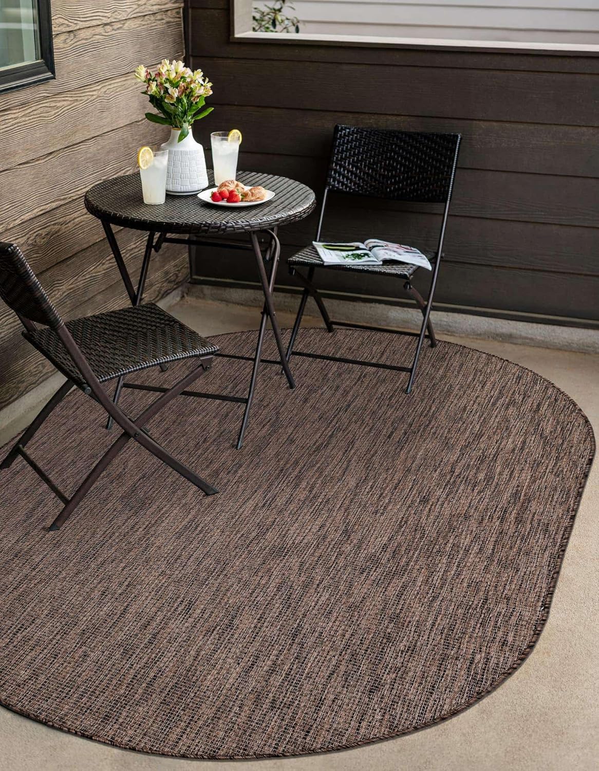 Unique Loom Outdoor Solid Collection Area Rug (5' 3" x 8' Oval Light Brown/Ivory)