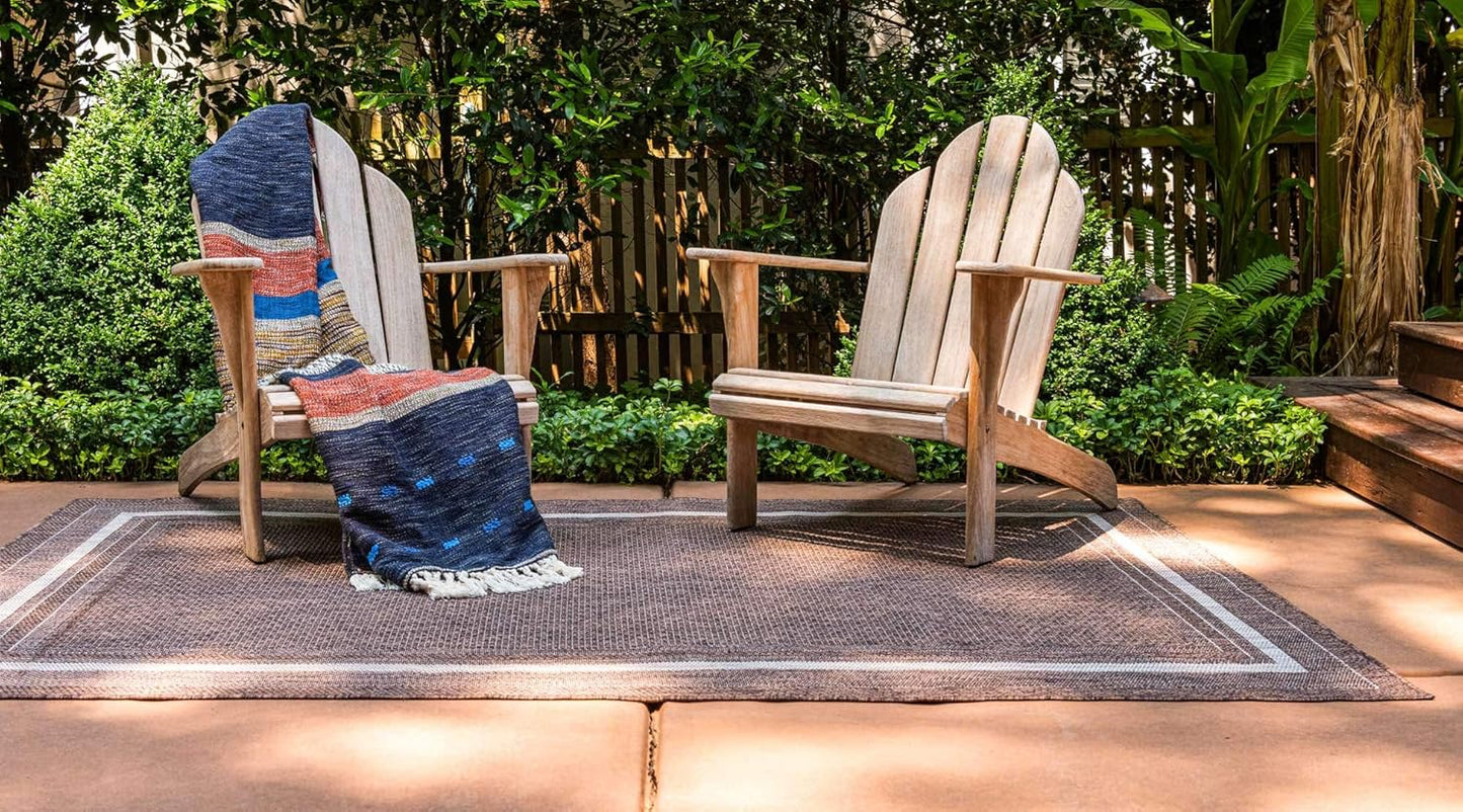 Unique Loom Outdoor Border Collection Area Rug - Soft Border (7' 1" x 10' Rectangle, Brown/ Ivory)