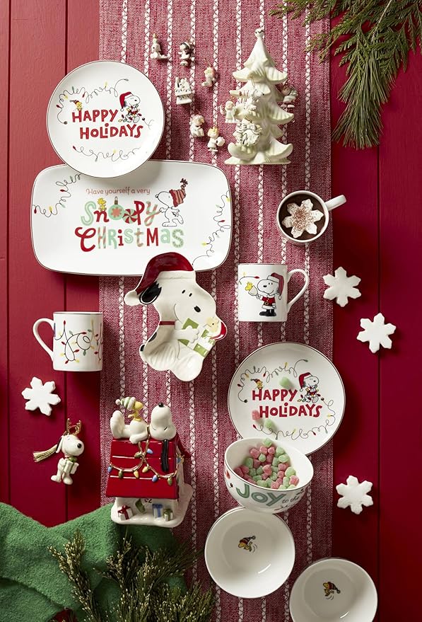 Lenox 896322 Snoopy Christmas All-Purpose Bowls, Set of 4, Holiday Dinnerware