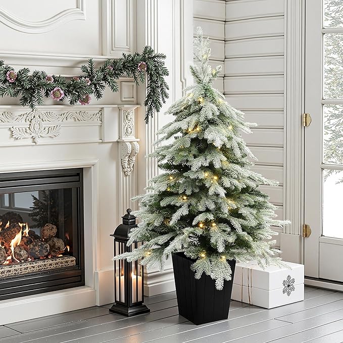 LuxenHome 4.5FT Potted Christmas Tree, Downswept Branches Prelit Small Christmas Tree with 100 LED Lights, Natural Slim Fir Trees Pre-lit with Black Square Pot for Porch, Entryway Holiday Display