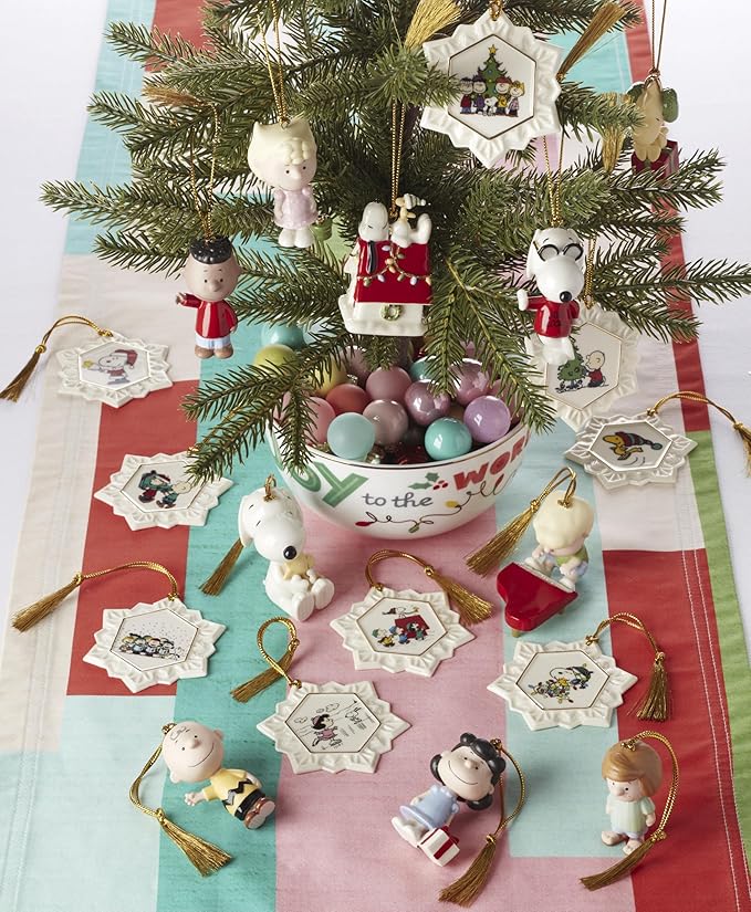 Lenox 897745 Peanuts Advent Calendar, Christmas Ornaments, 2025, Holiday Decorations, 25-Piece Ornament Set
