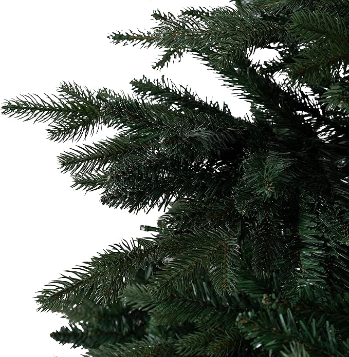 Naomi Home 6.5ft Rustic Christmas Tree with Lights, Realistic Classic Prelit with 2595 Branch Tips, 600 Warm Lights and Metal Stand, Aritificial Tree